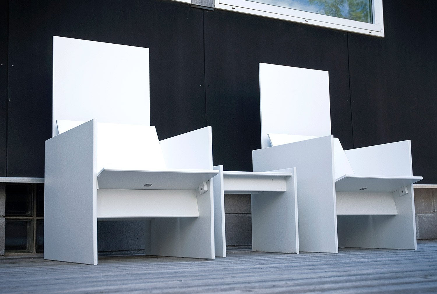 modern deck chair side table